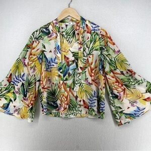 Mango MNG SUIT Blouse Floral
Tropical V-Neck w/Tie Long Bell Sleeves